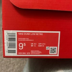 Nike dunk grey/white color way